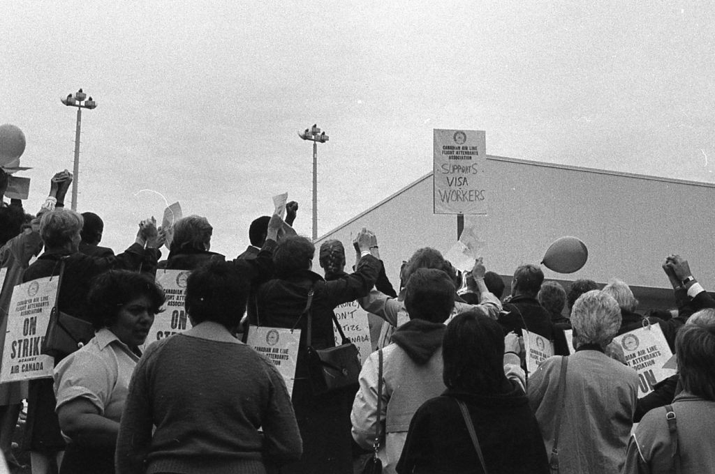 Women organized solidarity actions in support of the members of United Bank Workers on strike at CIBC VISA.