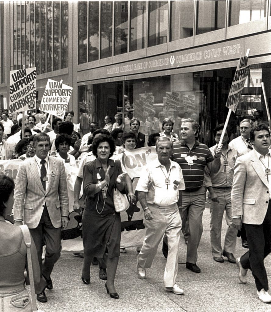 Canadian Labour Congress Vice-President Shirley Carr and United Auto Workers leader Bob White join a solidarity demonstration in September 1985 in support of striking workers at CIBC VISA.